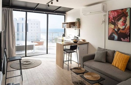 Old North Apartment | Welcanza Hayarkon Apartments&Studios