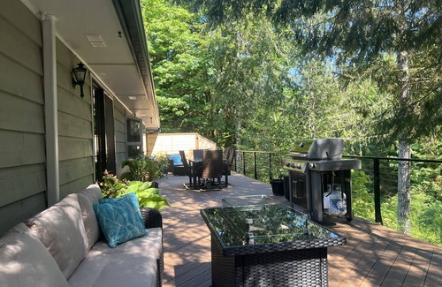 Port Angeles House | Well-furnished Hiker's Retreat, Centrally located for visiting the ONP; Sleeps 8