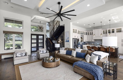 Canyon Lake House | Whispering Waters - Luxury Home with pool on Canyon Lake, sleeps up to 10!