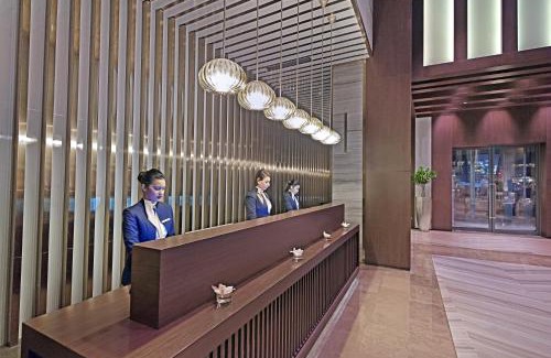 Diplomatic Area Hotel | White Square Curve Hotel & Suites