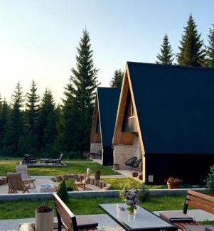 Zabljak House | Wild Lodges
