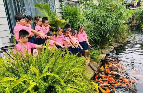 Kon Tum Apartment | Window Homestay