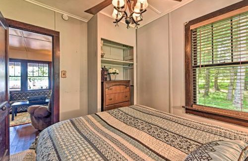 Solon Springs House | Winter Lake Escape with Access to Ice Fishing!