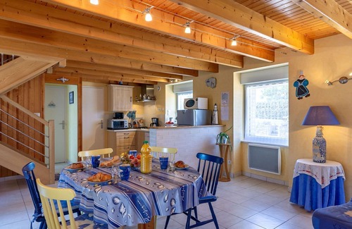Plounevez-Lochrist House | Wonderful private villa for 4 guests with WIFI, TV and terrace