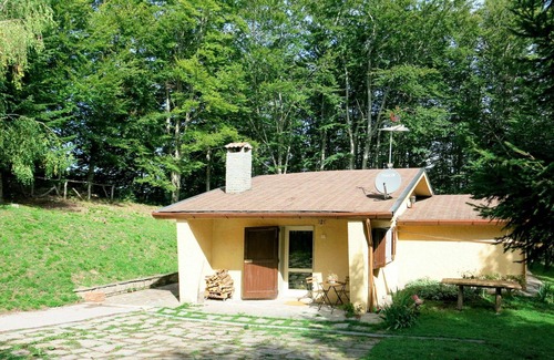San Romano in Garfagnana House | Wonderful private villa for 6 people with WIFI, TV, patio and pets allowed