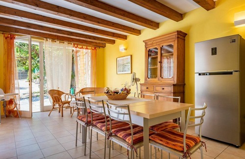 La Morra Villa | Wonderful private villa for 8 people with WIFI, private pool, TV and patio