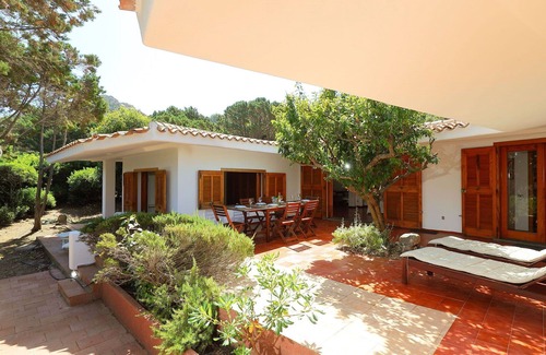 Portobello di Gallura House | Wonderful private villa for 8 guests with WIFI, TV, patio and pets allowed