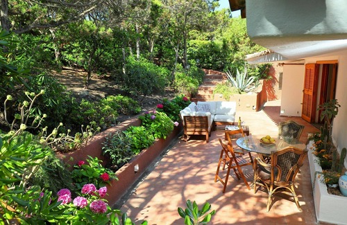 Portobello di Gallura House | Wonderful private villa for 8 guests with WIFI, TV, patio and pets allowed
