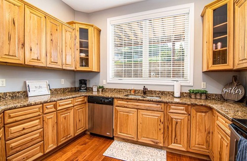 Indian Point Condo | Wonderful Views! Perfect Location to SDC