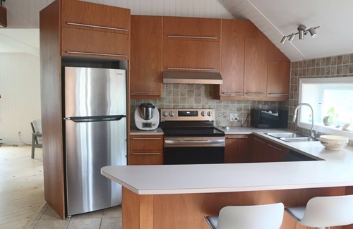Saint-Etienne-De-Bolto Apartment | Work, creative or vacation residencies.