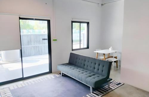 Nana Apartment | Yellow Place Sukhumvit Soi 2 -เยลโล เพลส สุขุมวิทซอย 2