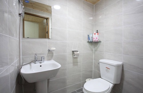 Jeonju House | Yewondang