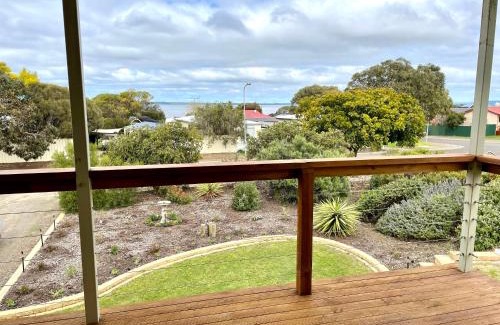 Kingscote House | Yorks View