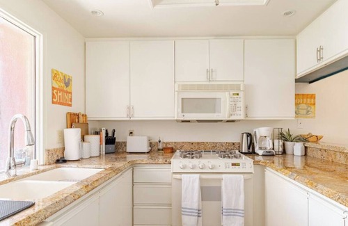 Cathedral City House | You're own private pool & spa at the Oasis!