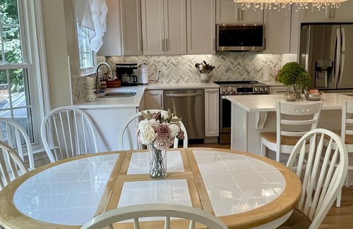 Hendersonville House | Your new home away from home! Make your Nashville visit one you'll never forget!