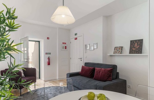 Old Town Apartment | Zona Velha VIII by An Island Apart