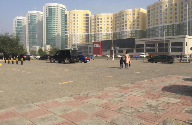 Квартира в 11 микрорайоне, жк. Арай