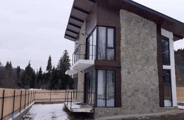 Семейный коттедж საოჯახო კოტეჯი