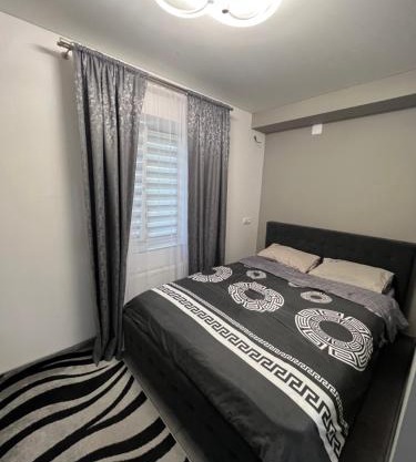 1-Edinet apartament Квартира Единец