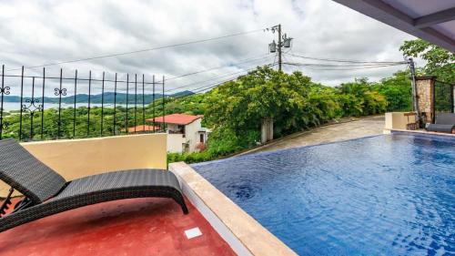 2 Bedroom Ocean-View Condo with Pool