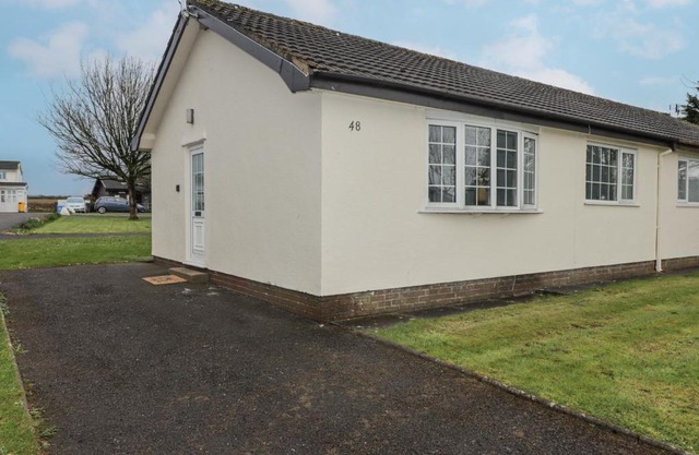 48 Gower Holiday Village