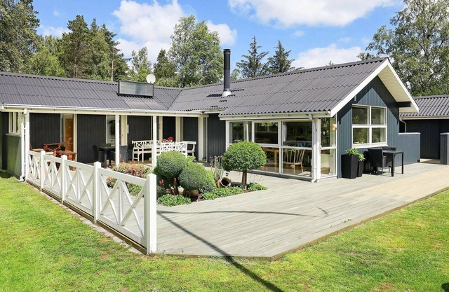 5 person holiday home in Jerup-By Traum