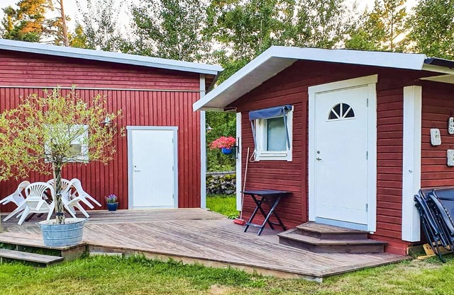 6 person holiday home in MÖNSTERÅS