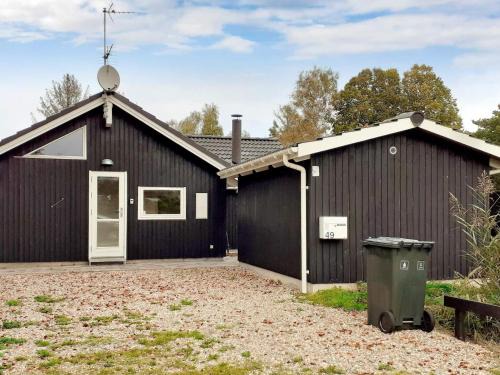 6 person holiday home in Højby