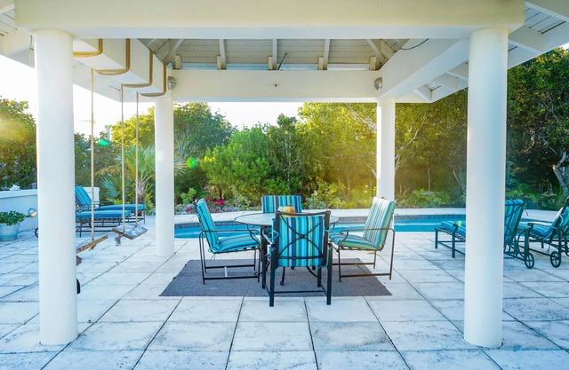 Affordable waterfront 1 bedroom apartment