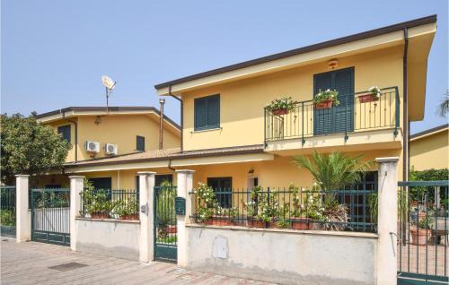 Amazing Home In Melito Porto Salvo