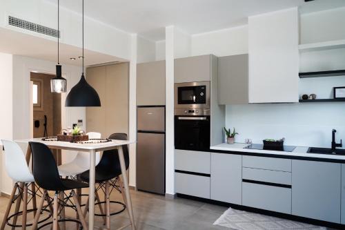 Apademia Skyros Luxury Residences