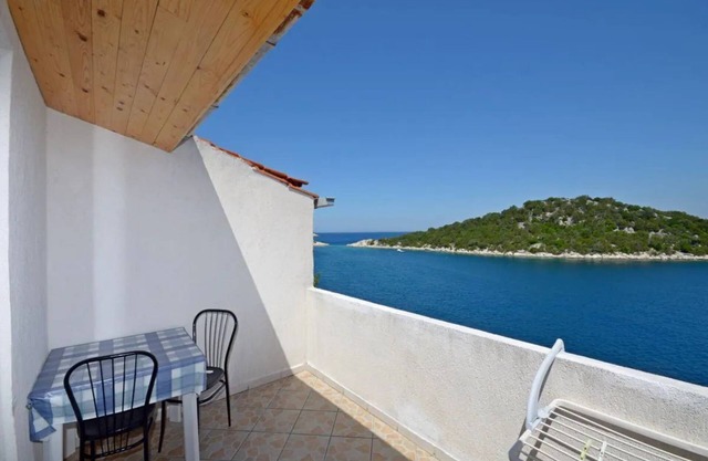Apartments and Rooms Barbara (53781-A4) - Zaklopatica - island Lastovo