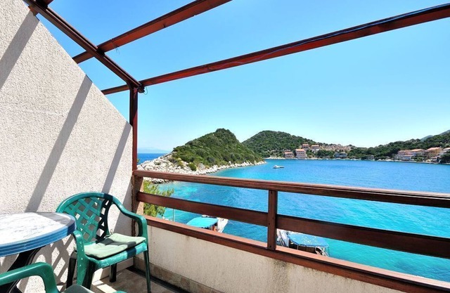 Apartments Ivka (53971-A2) - Zaklopatica - island Lastovo
