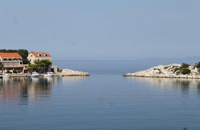 Apartment Milan (103801-A3) - Zaklopatica - island Lastovo