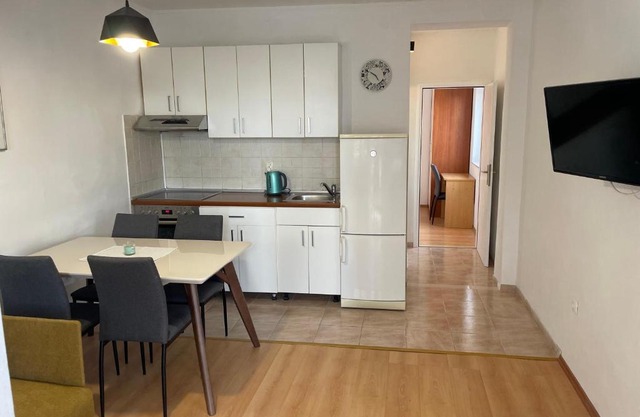 Apartment Dado