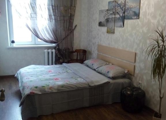 Apartment near metro Malinovka