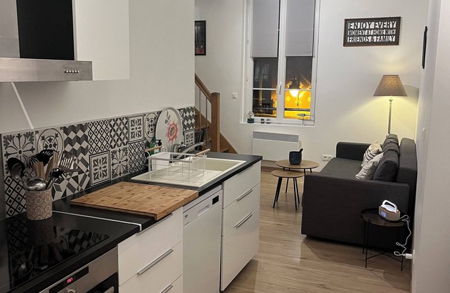 Apartment renovated to 50 meters from the beach