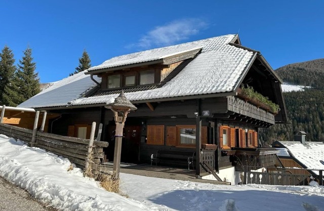 Apartment with mountain views