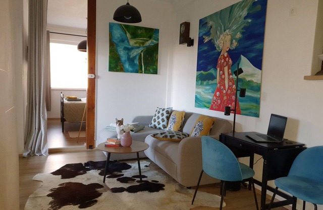 Apartment with Terrace Nona Pavla