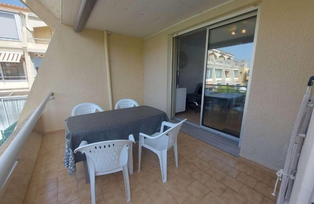 Appartement T2 avec Terrasse, Piscine et Parking Privé - 4 Pers. - FR-1-326-792