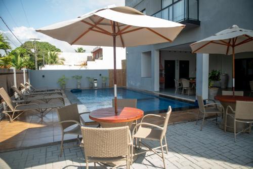 Apto a 100m da praia c 2 suites, Wi Fi e Piscina