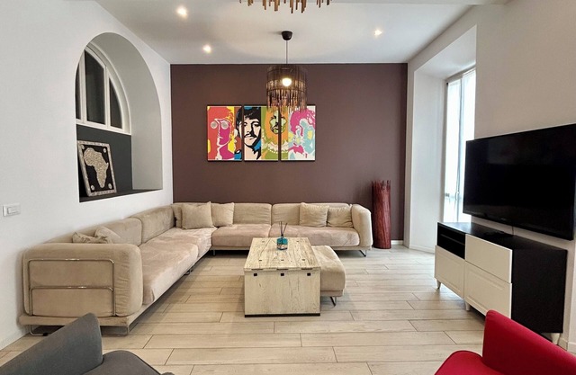 At Lamu's house - elegance in Victory Square (historic center)