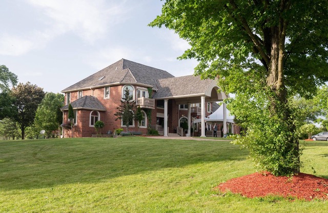 Barrington Meadows Wedding Venue & Farm: Where Dreams Come True