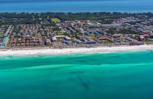 Beach House 401b 2 Bedroom Condo