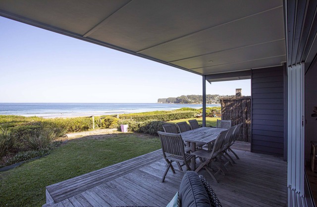 Beachfront Bungalow - North Avoca