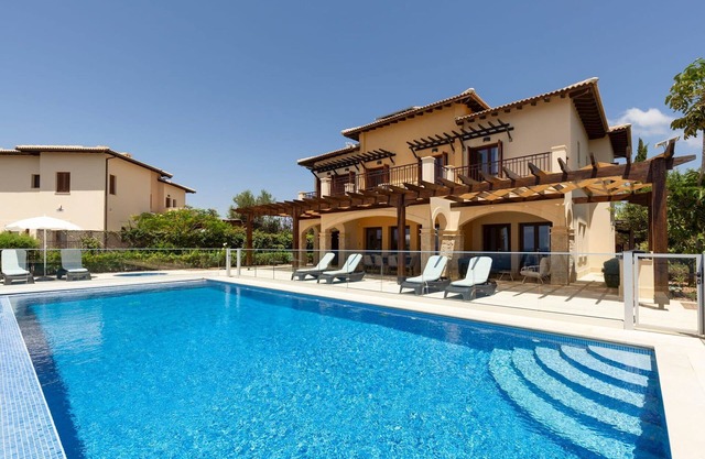 Beautiful Aphrodite Hills Villa | 5 Bedrooms | Villa Harmonia | Private Pool &.