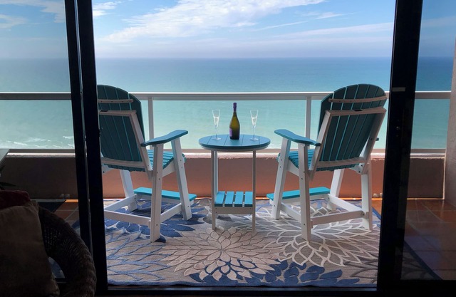 Beautiful Gulf Front Condo