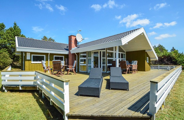 Beautiful home in Rømø with sauna