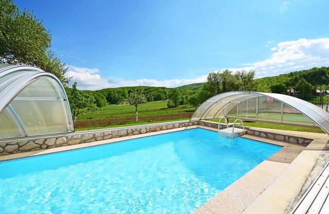 Beautiful private villa for 5 guests with WIFI, A/C, pool, TV, terrace and panoramic view