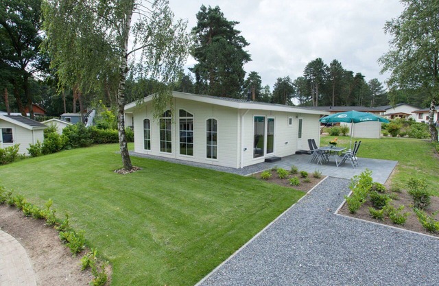 Beautiful private villa for 4 people with WIFI, pool, TV and terrace